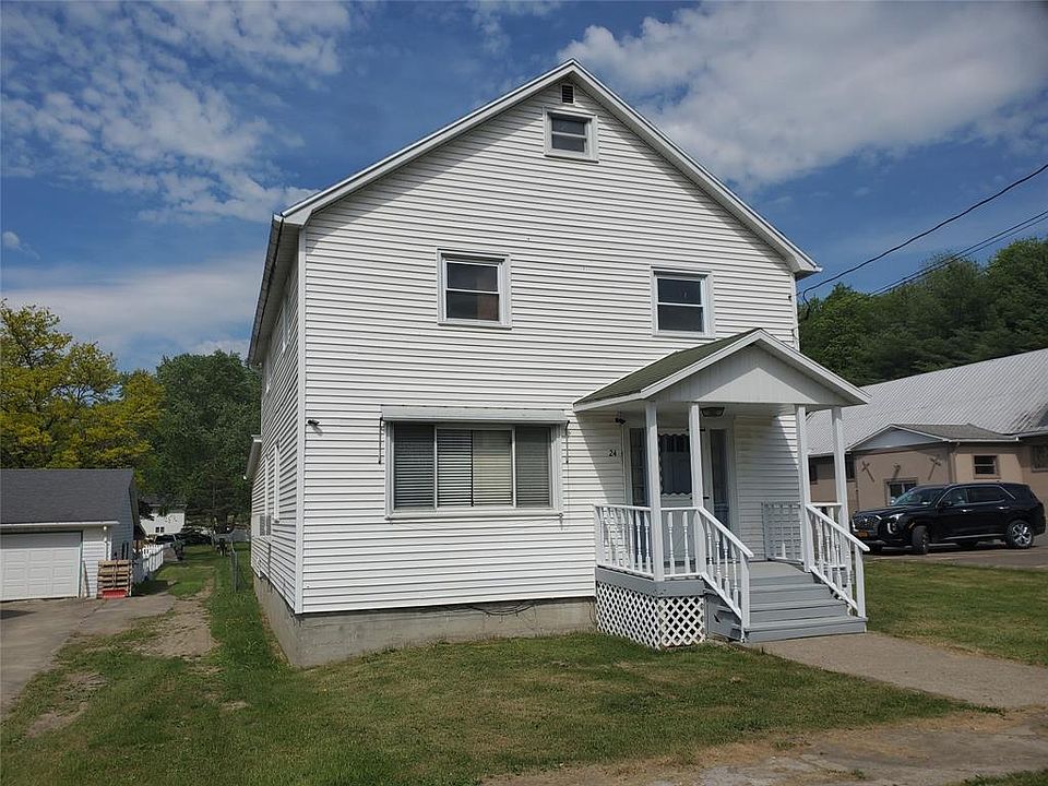 1st image of 24 Rock St