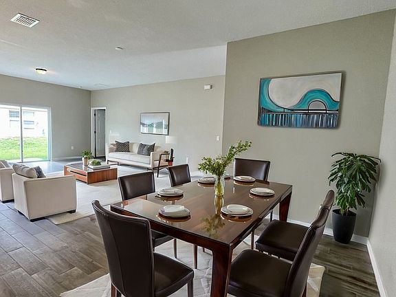 2nd image of 432 Athabasca Ct