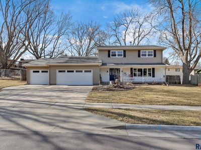 2705 W 31st St, Sioux Falls, SD, 57105