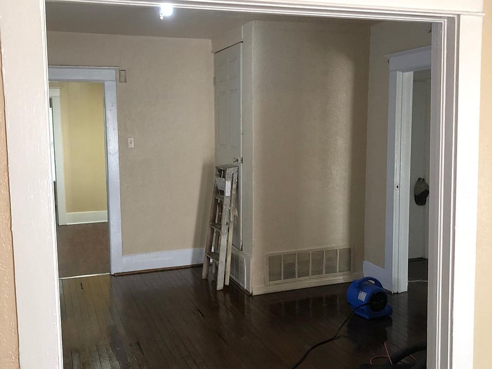 1st image of 822 Hollywood Ave