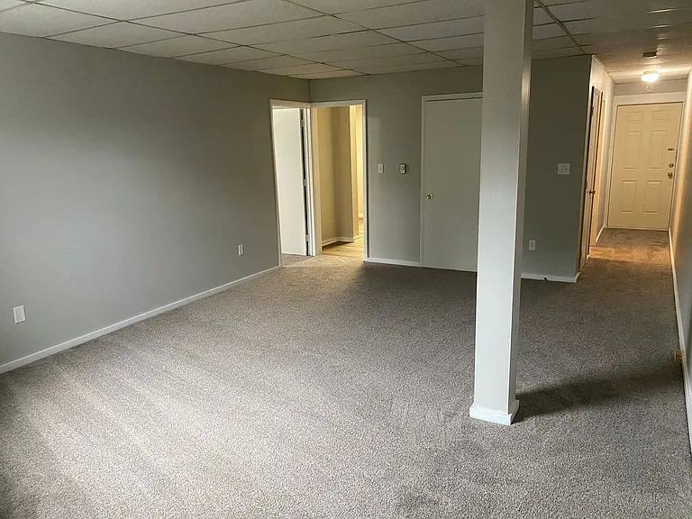 15-27 Marietta Ave. — Photo 6