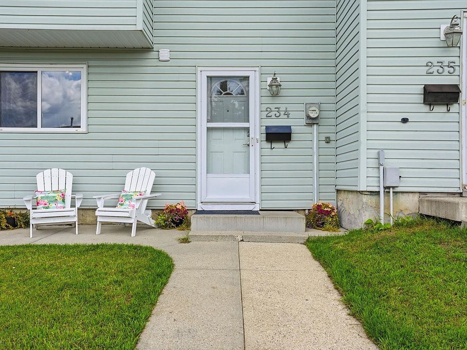 1st image of 234 Dickinsfield Ct NW