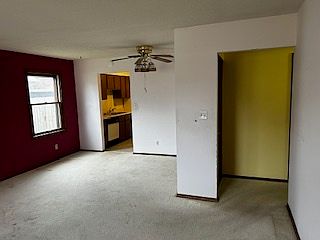 4th image of 2130 Ivy Ct