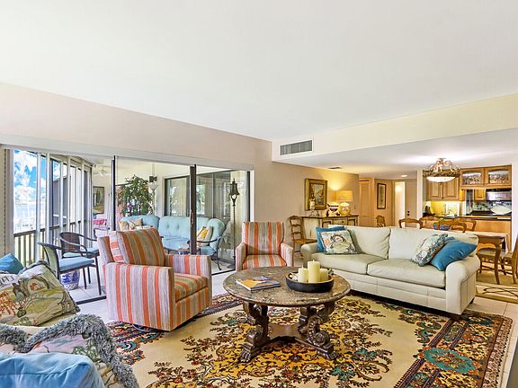 3rd image of 1618 Twelve Oaks Way E #205