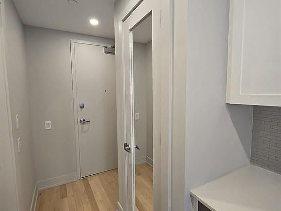 4th image of 60 Springhurst Ave #313
