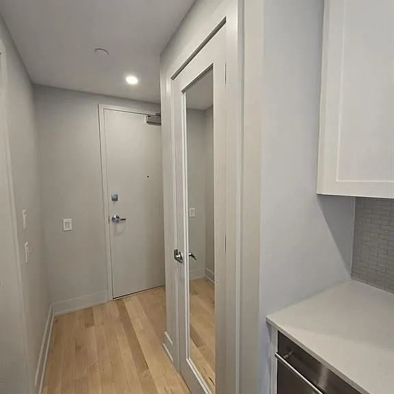 60 Springhurst Ave #313 — Photo 4