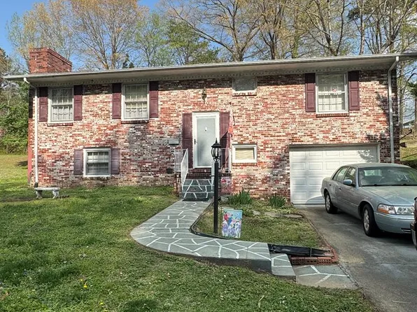 361 Cumberland Dr, Danville, VA 24541