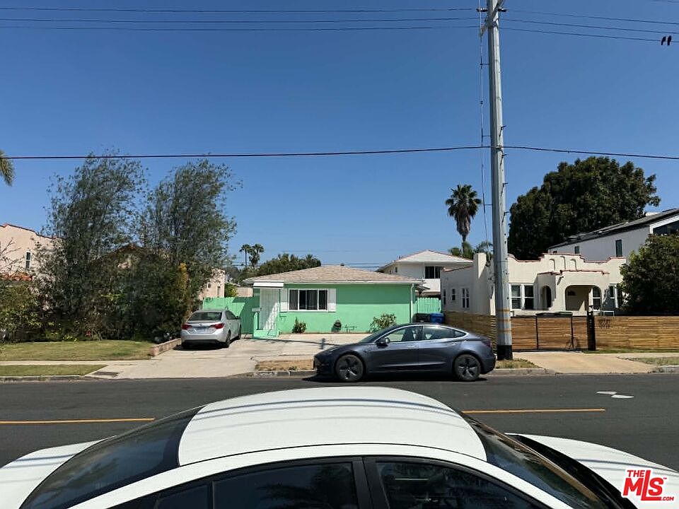 1st image of 10741 Charnock Rd