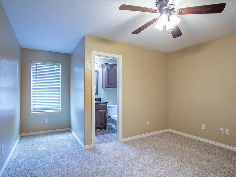 731 Dominik Dr — Photo 15