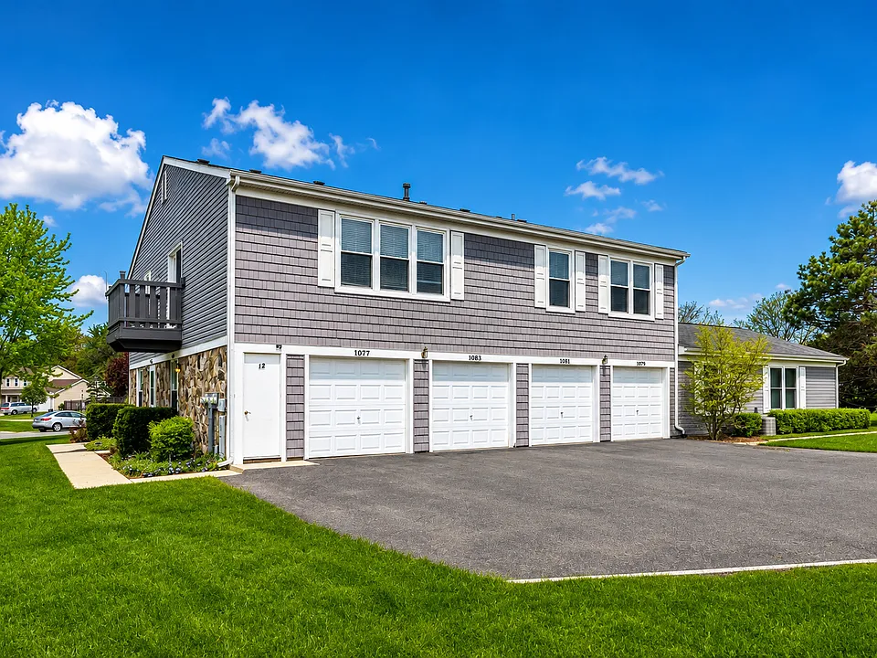 1077 Glouchester Hbr #1204