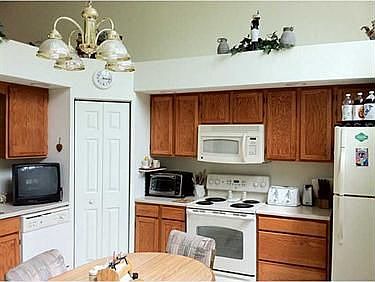 5th image of 102 Wagen Dr