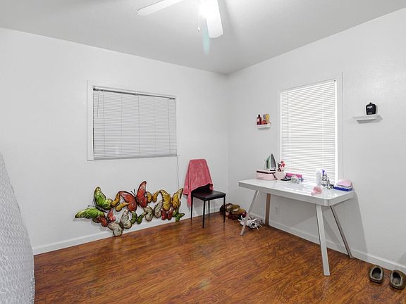 5th image of 215 Kelley St
