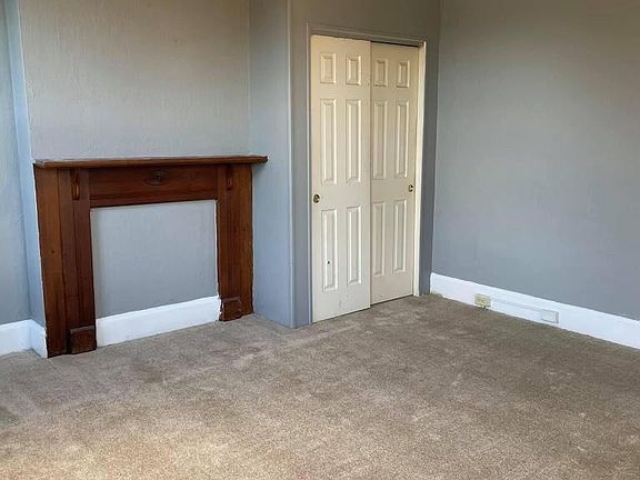 5th image of 421 Jefferson Ave #4