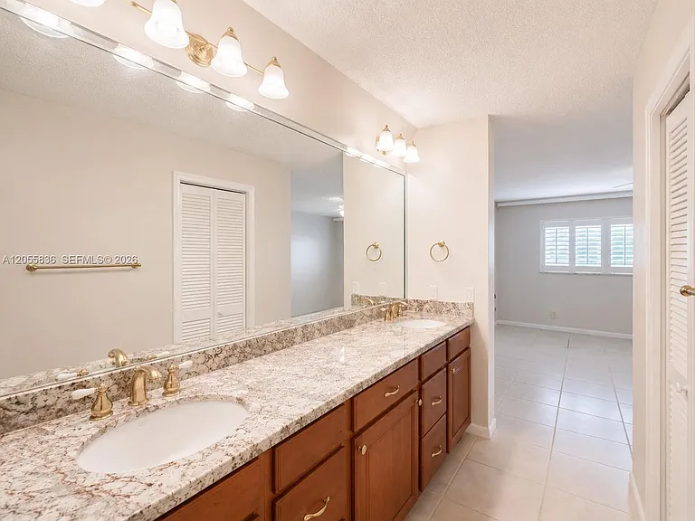 401 Briny Ave #605 — Photo 18