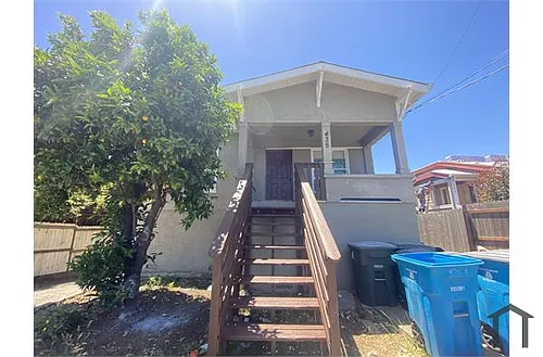 435 Grant St Photo 1