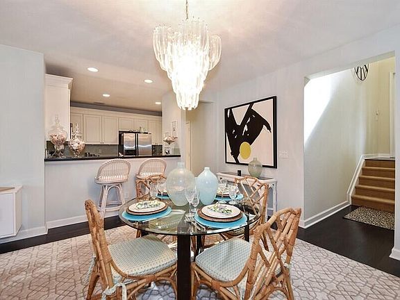 5th image of 1811 Coastal Bay Boulevard #1811