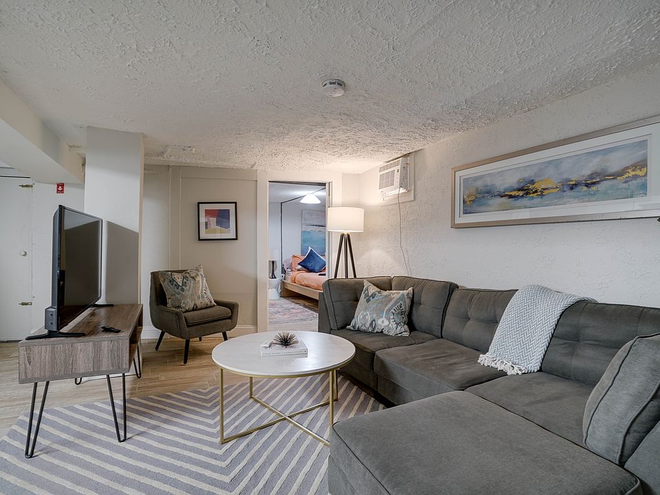 1st image of 210 E Howell Ave APT 5