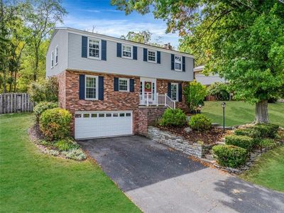 925 Waldwick Dr, Pittsburgh, PA, 15237