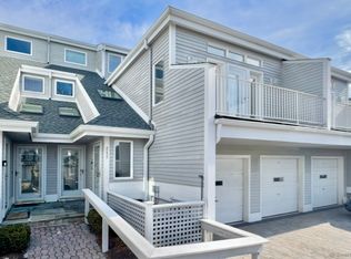 252 Breakers Ln UNIT 252, Stratford, CT 06615