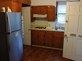 137 N Main St, Milltown, NJ