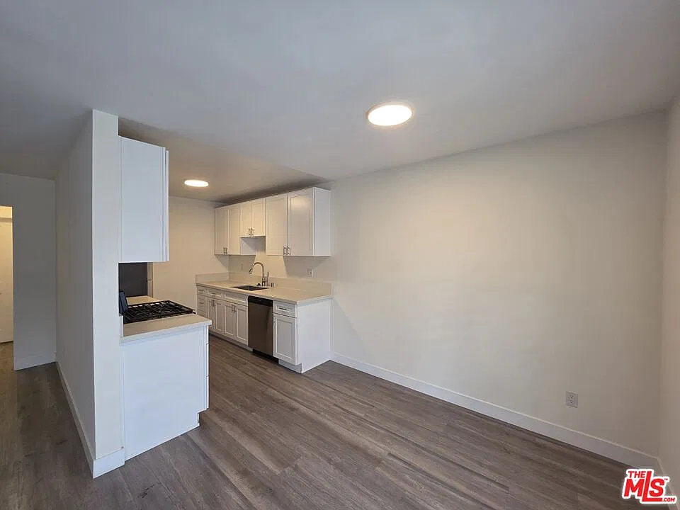 1 bed, 1.0 bath, 800 sqft, $2,600 — Photo 3