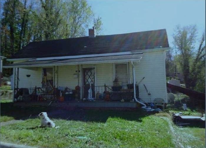 2nd image of 102 2nd St