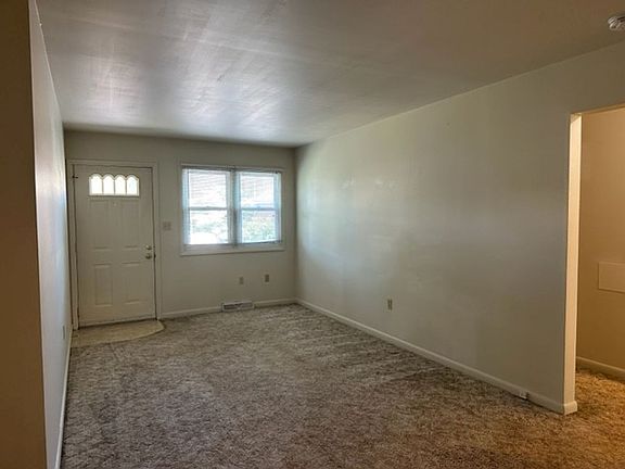 3rd image of 10 Front St APT J