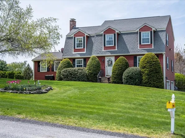 14 Hanson Rd, Charlton, MA 01507