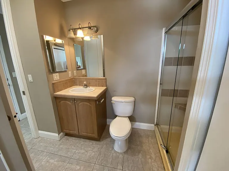 34 Freedom Dr #26 — Photo 7
