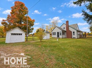 990 S Ruess Rd, Owosso, MI 48867