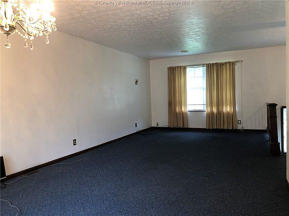 5th image of 5412 Karen Cir
