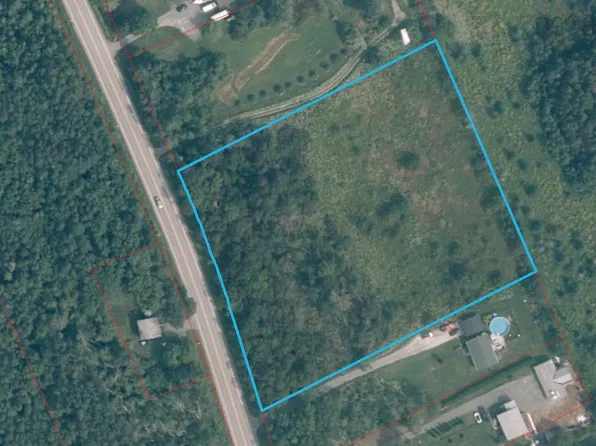 4 Gardiner Rd, Cape Breton, NS B1H 5L7