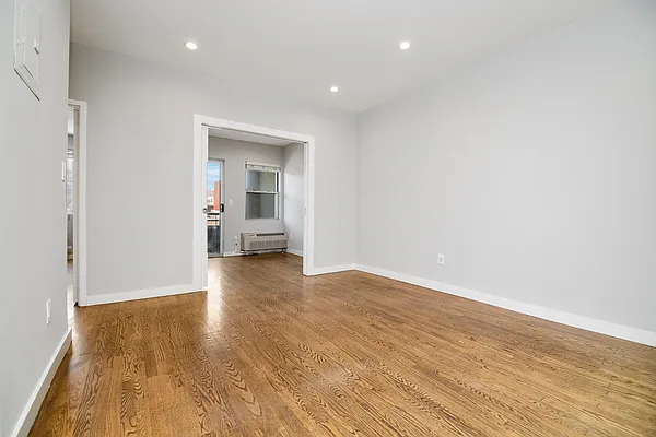 Rented by REAL New York | media 8