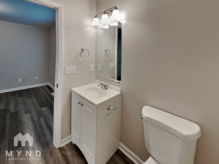729 Chandler Ave — Photo 9
