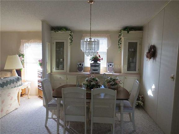 5th image of 3311 Blue Jay Ln