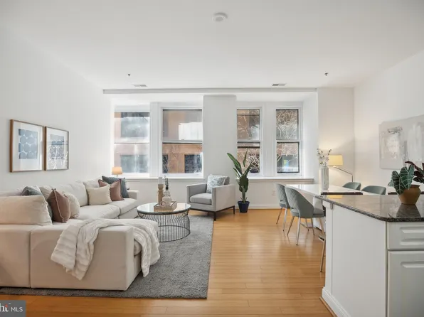 1001 Chestnut St #203W, Philadelphia, PA 19107