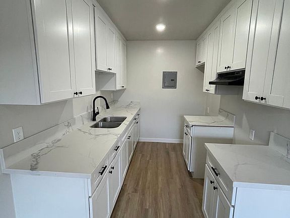 5th image of 1243 N Mansfield Ave #7