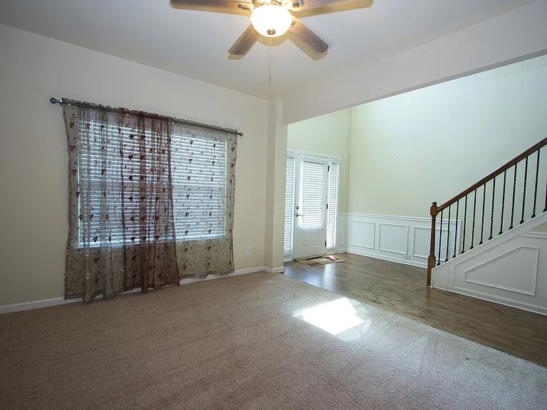 793 Kaitlyn Dr — Photo 8
