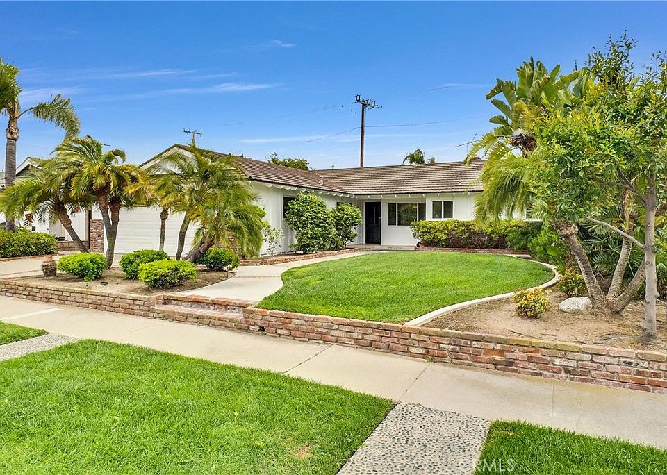 1st image of 2766 E Lizbeth Ave