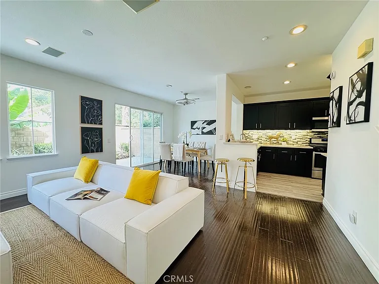 10 Salton — Photo 2