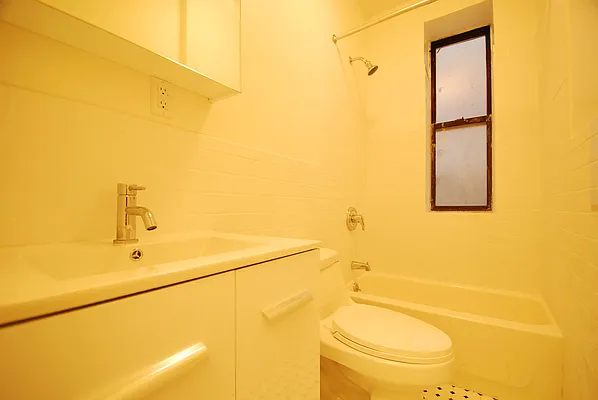 Rented by Bohemia Realty Group | media 24