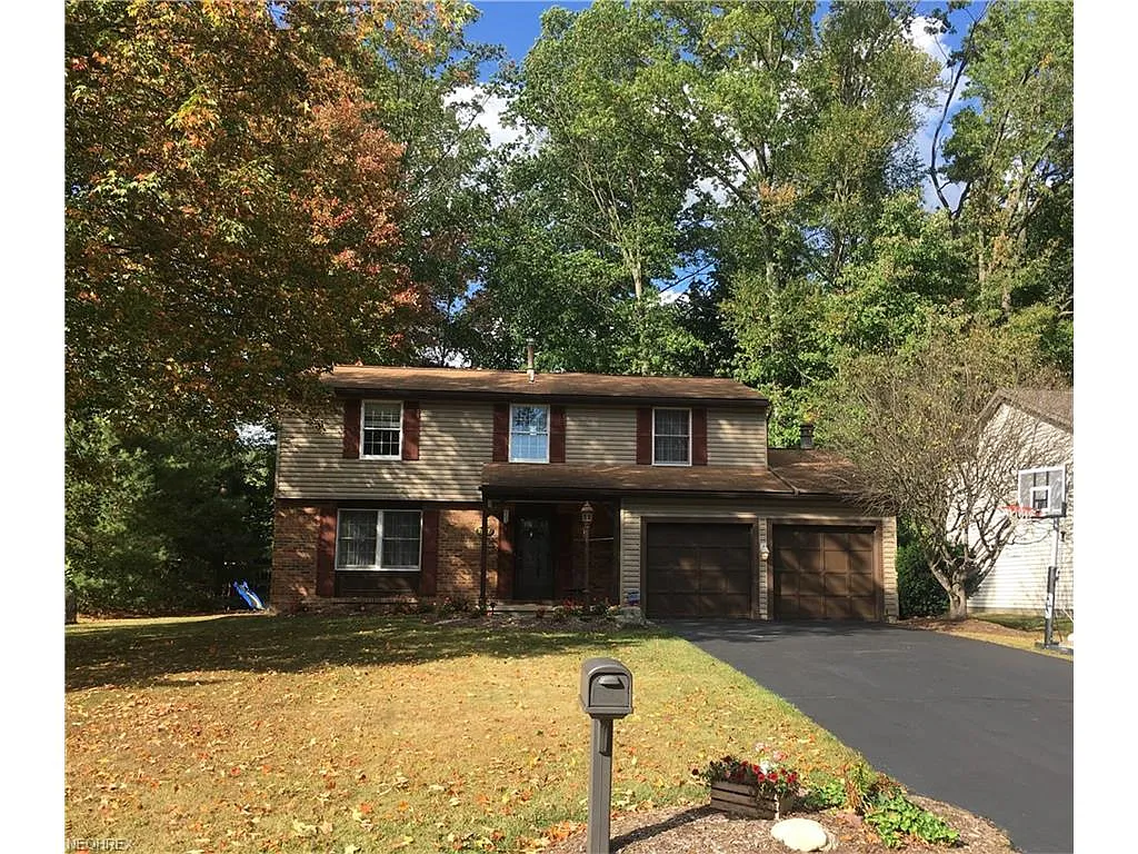 7687 Micawber Rd NE photo 1