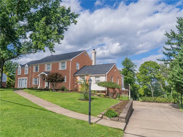131 Wilmar Dr, Pittsburgh, PA 15238