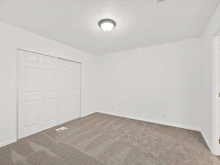 7182 N Van Decar Rd SE — Photo 24