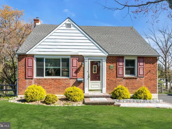 108 Newington Dr, Hatboro, PA 19040