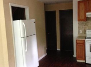 850 Country Place Dr, Tobyhanna, PA 18466