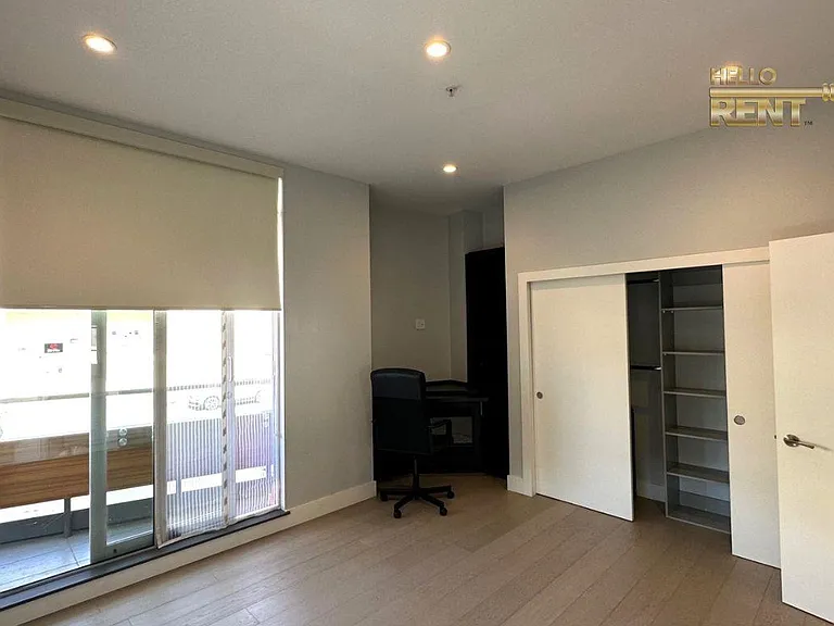 1525 Bellevue Ave #102 — Photo 11