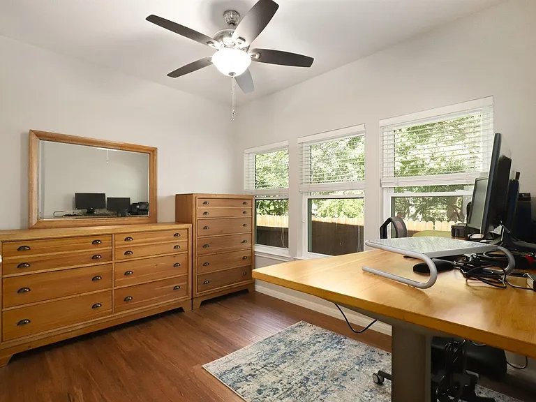 18121 Whitewater Cv — Photo 17