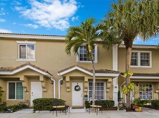 336 SW 120th Ave, Pembroke Pines, FL 33025