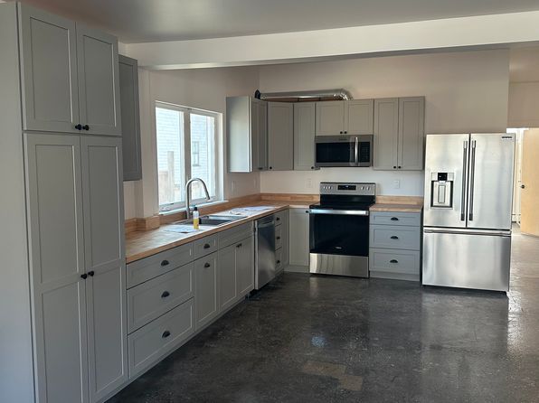 9 & 15 Johnson Ln #101